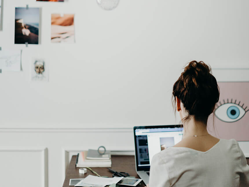 Discovering Inspiration: Top 21 Blogs for Creative Agencies